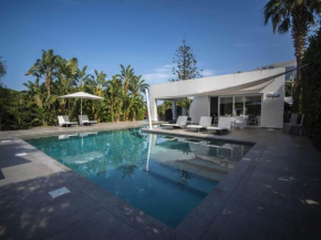 Beautiful luxury villa in Sicilian style with beautiful private pool and garden Terrasini